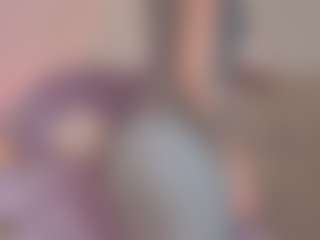 Emilyy-77's Live Sex Cam Show