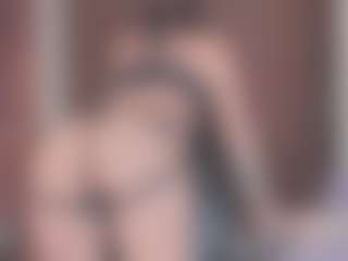 Emilyy-77's Live Sex Cam Show