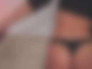 Emilyy-77's Live Sex Cam Show
