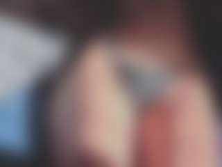 Emilyy-77's Live Sex Cam Show