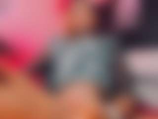 Live cam show with Kendall-hornyy - Colombia on Camiplay Live