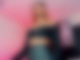 Live cam show with Kendall-hornyy - Lean on StripNow