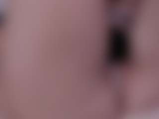 Live cam show with Michelle-Blond - Spanks on Sweet Sext