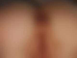 Live cam show with Michelle-Blond - Footjob on Camsoda
