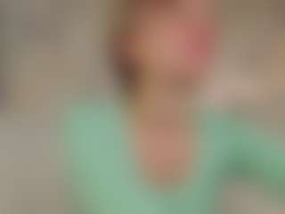 Live cam show with Michelle-Blond - Blonde Hair on Uber Horny