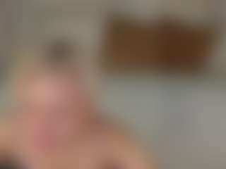 Michelle-Blond's Live Sex Cam Show