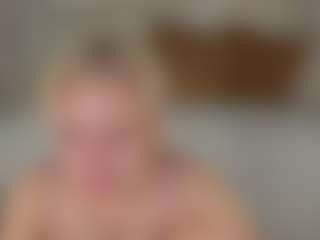 Live cam show with Michelle-Blond - Toys on live18s.com