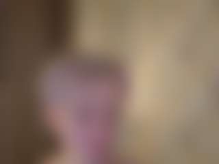 Live cam show with Michelle-Blond - Spanks on Mixed Magazine Live