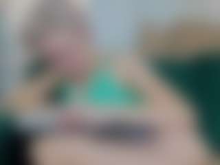 Live cam show with Michelle-Blond - Camel Toe on Camsoda