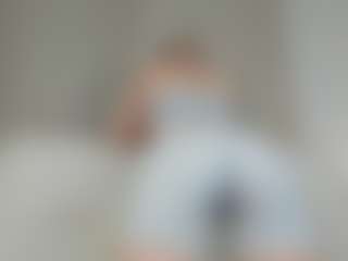 Michelle-Blond's Live Sex Cam Show