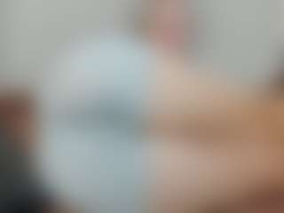 Live cam show with Michelle-Blond - Body Massage on live.xbliss.ai