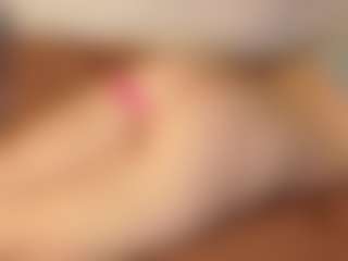 Live cam show with Michelle-Blond - Handjob on Camsoda