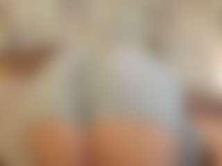 Live cam show with Michelle-Blond - Blonde Hair on Streamer API