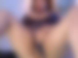 Live cam show with Dalila Sky - Chubby on Fling VIP Chat