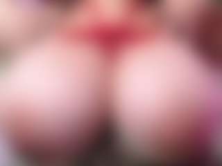 Live cam show with Dalila Sky - Teen (18+) on galaxygirlnitro.com
