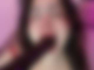 Live cam show with Dalila Sky - Brown Hair on googirlz