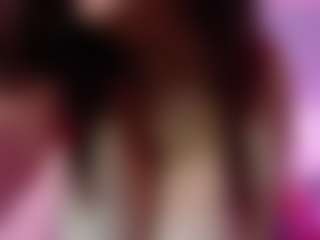 Live cam show with Dalila Sky - Petite on sexylivex.com
