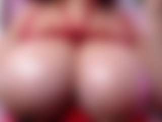Live cam show with Dalila Sky - Ass Clapping on Latina Girls