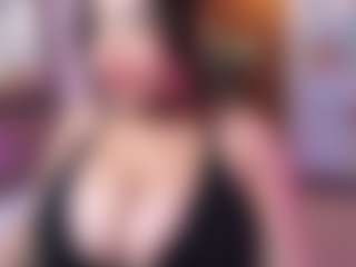 Live cam show with Dalila Sky - Young Adult on Camsoda