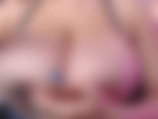 Live cam show with Dalila Sky - Body Massage on CamwithHer
