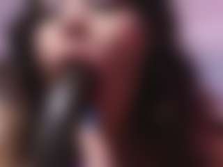Live cam show with Dalila Sky - Striptease on CamSodaAdn