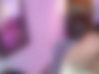 Live cam show with Dalila Sky - Public on Fling VIP Chat