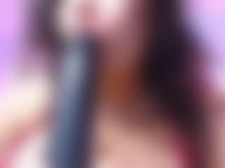 Live cam show with Dalila Sky - Brown Hair Petite on chickslive.net