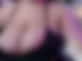 Live cam show with Dalila Sky - Amateur on liverealitysex.com