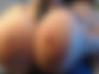 Live cam show with Dalila Sky - Oil on nudelive.tv