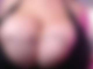 Dalila Sky's Live Sex Cam Show
