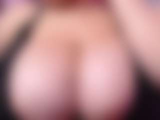 Dalila Sky's Live Sex Cam Show