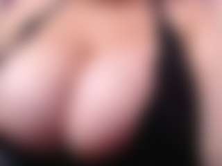 Dalila Sky's Live Sex Cam Show