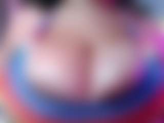 Live cam show with Dalila Sky - Public Curvy on nudelive.tv