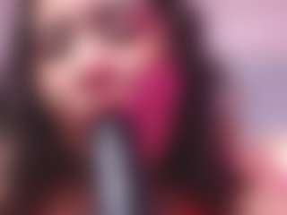 Live cam show with Dalila Sky - Petite on Camsoda