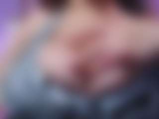 Live cam show with Dalila Sky - Body Massage on fapnchat