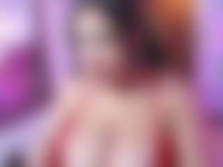 Live cam show with Dalila Sky - Oil on Fling VIP Chat