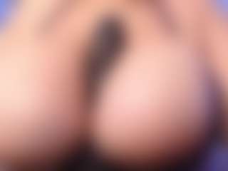 Dalila Sky's Live Sex Cam Show