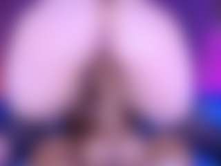 Live cam show with estrella-hkz - Mature on Camversity