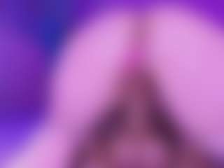 estrella-hkz MILF webcam performer live streaming