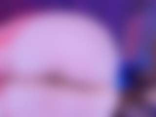 Live cam show with estrella-hkz - Double Penetration on Soda Cam