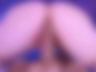 Live cam show with estrella-hkz - Mature on Camsoda