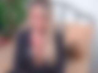 Live cam show with IsadoraDunkan - Middle Aged on parknlotfishbdy
