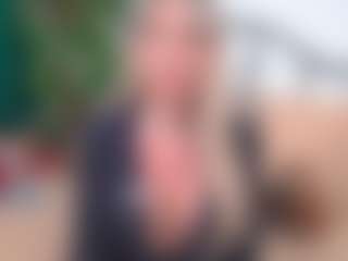 Live cam show with IsadoraDunkan - Dildo on dropp.cam