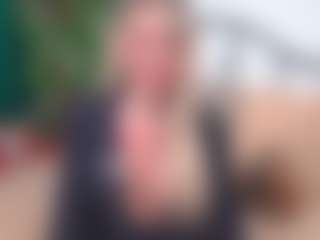 Live cam show with IsadoraDunkan - Granny on fuck-show.com