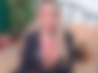 Live cam show with IsadoraDunkan - Fingers on chickslive.net