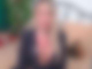 Live cam show with IsadoraDunkan - Granny on Fling VIP Chat