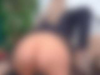 IsadoraDunkan's Live Sex Cam Show