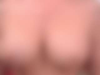 Live cam show with IsadoraDunkan - Foot Fetish on liverealitysex.com
