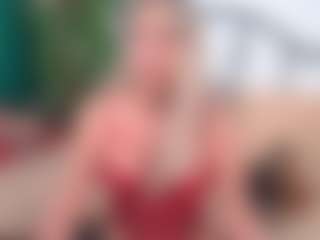 Live cam show with IsadoraDunkan - Fuck on Chatstar
