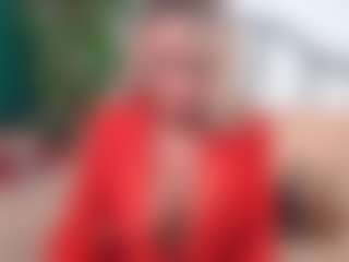 Live cam show with IsadoraDunkan - Granny on Streamer API